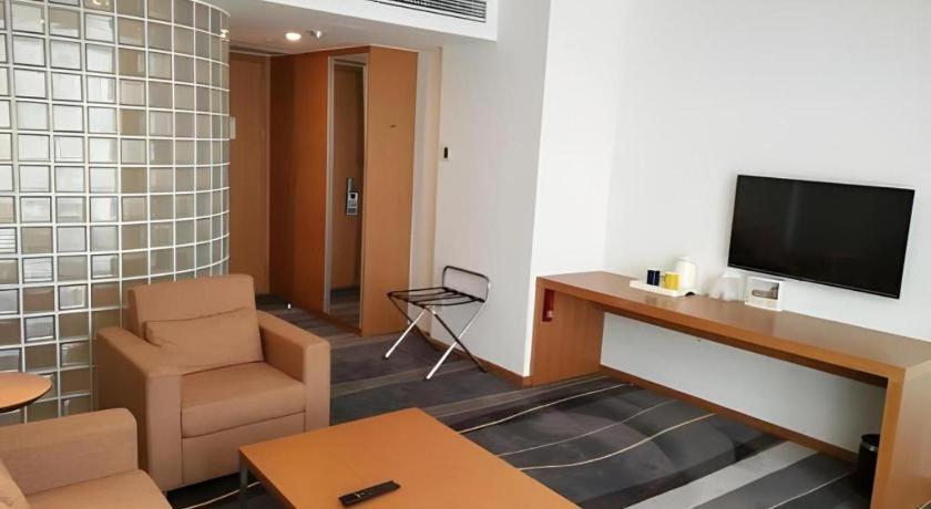 Holiday Inn Express Handan East By Ihg ภายนอก รูปภาพ