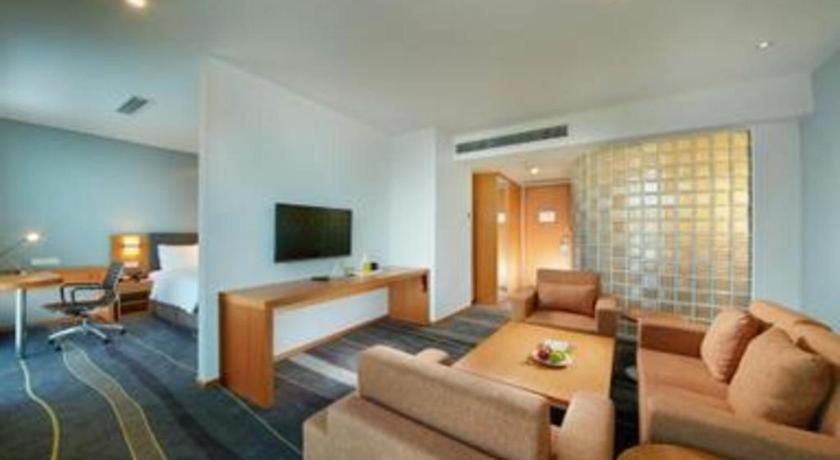 Holiday Inn Express Handan East By Ihg ภายนอก รูปภาพ